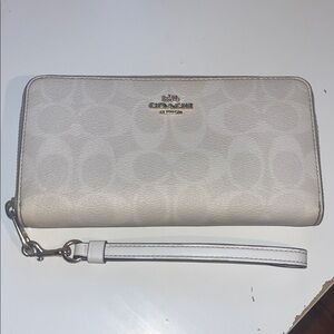 Coach Cream Wristlet Wallet